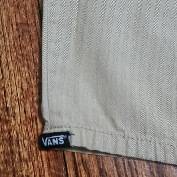 Vans shorts - Picture 7 of 7